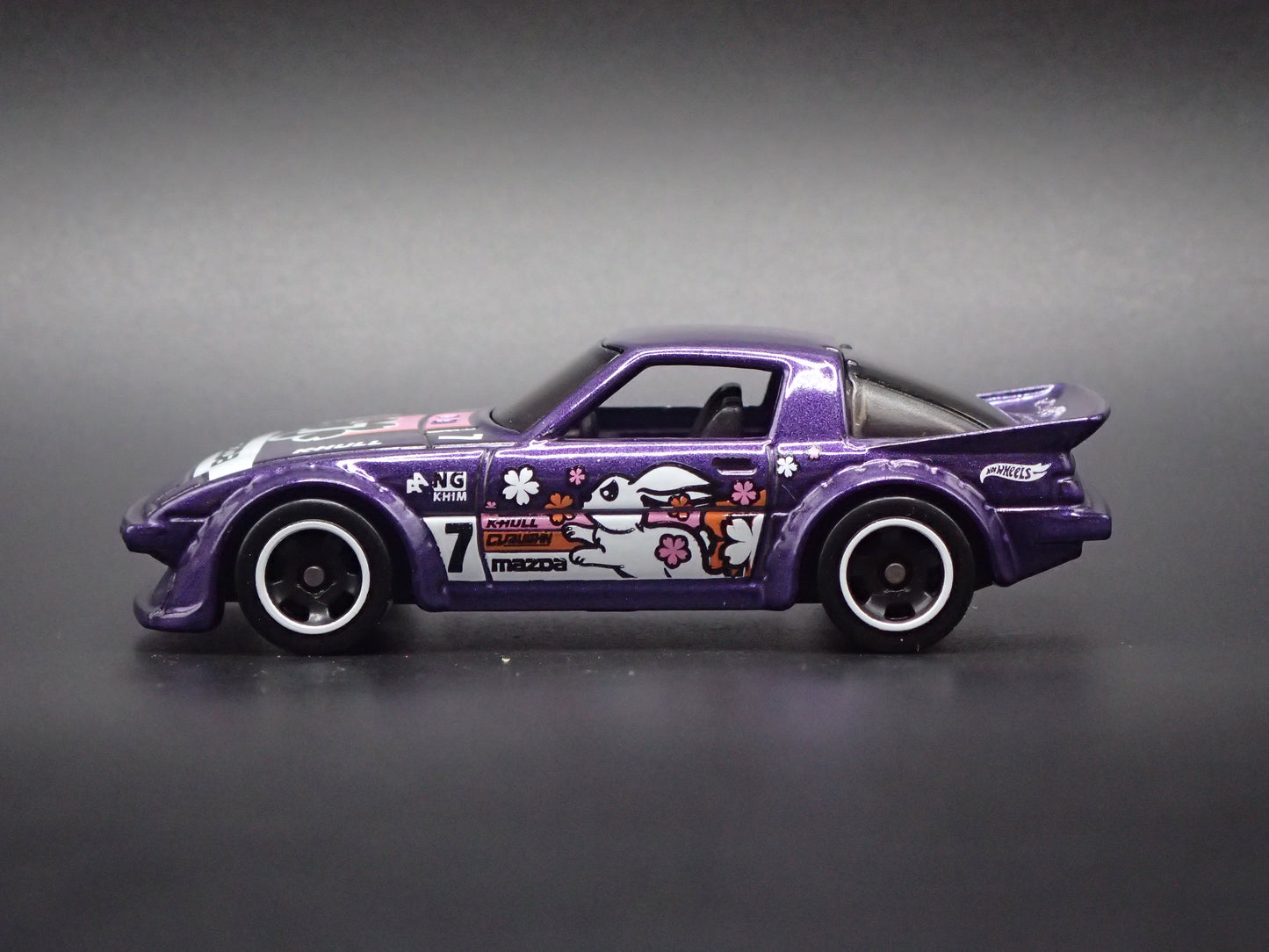 1978-1985 MAZDA RX7 JDM PURPLE 1:64 SCALE COLLECTIBLE DIORAMA DIECAST MODEL CAR