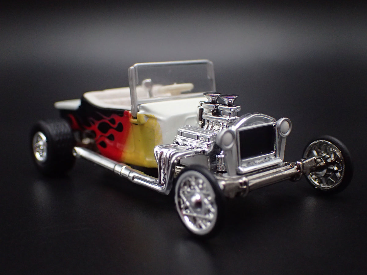 1923 23 FORD T-BUCKET HOT ROD BLACK 1:64 SCALE COLLECTIBLE DIECAST MODEL CAR