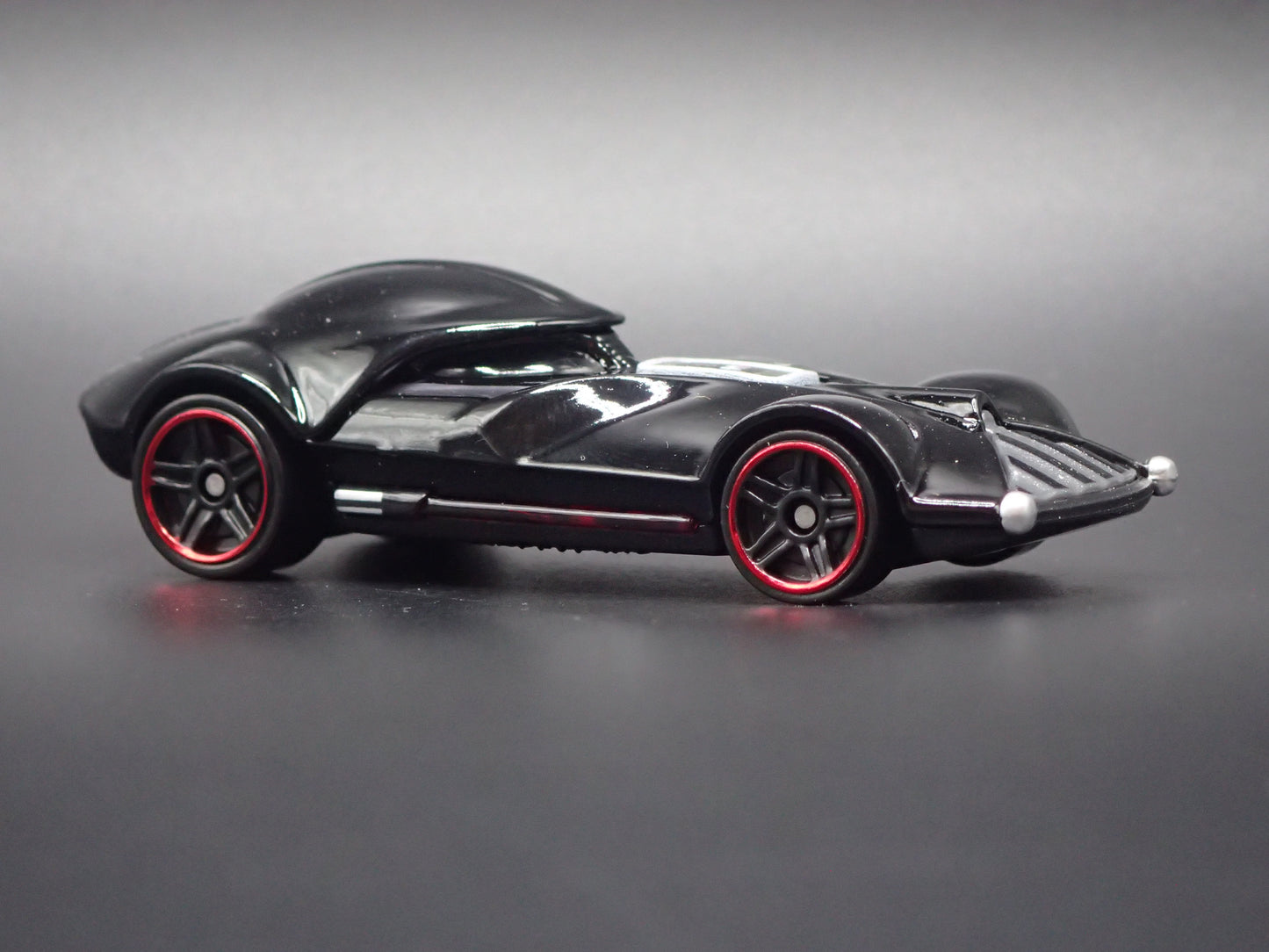 DARTH VADER STAR WARS 1/64 SCALE COLLECTIBLE DIORAMA DIECAST MODEL CAR