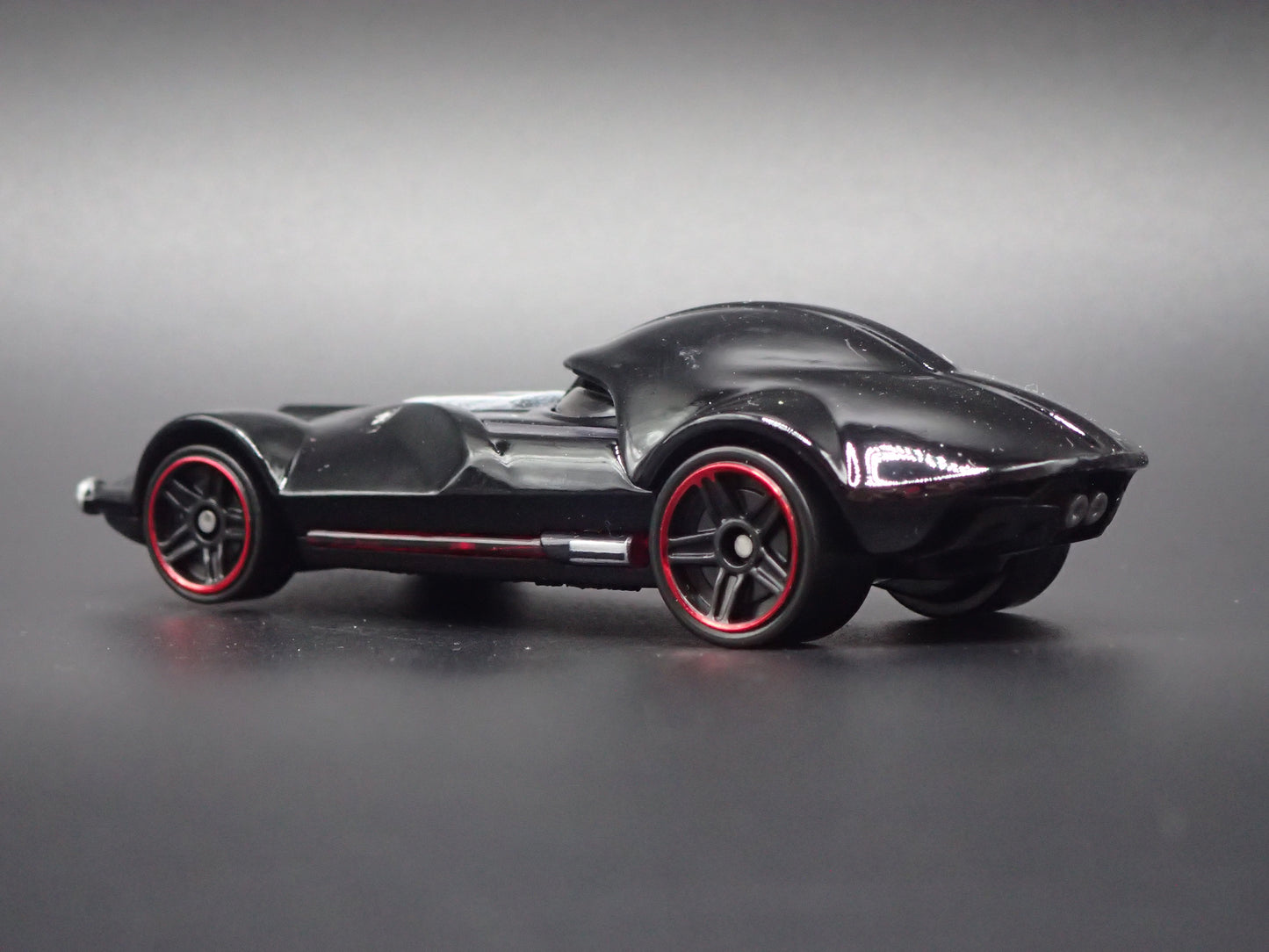 DARTH VADER STAR WARS 1/64 SCALE COLLECTIBLE DIORAMA DIECAST MODEL CAR