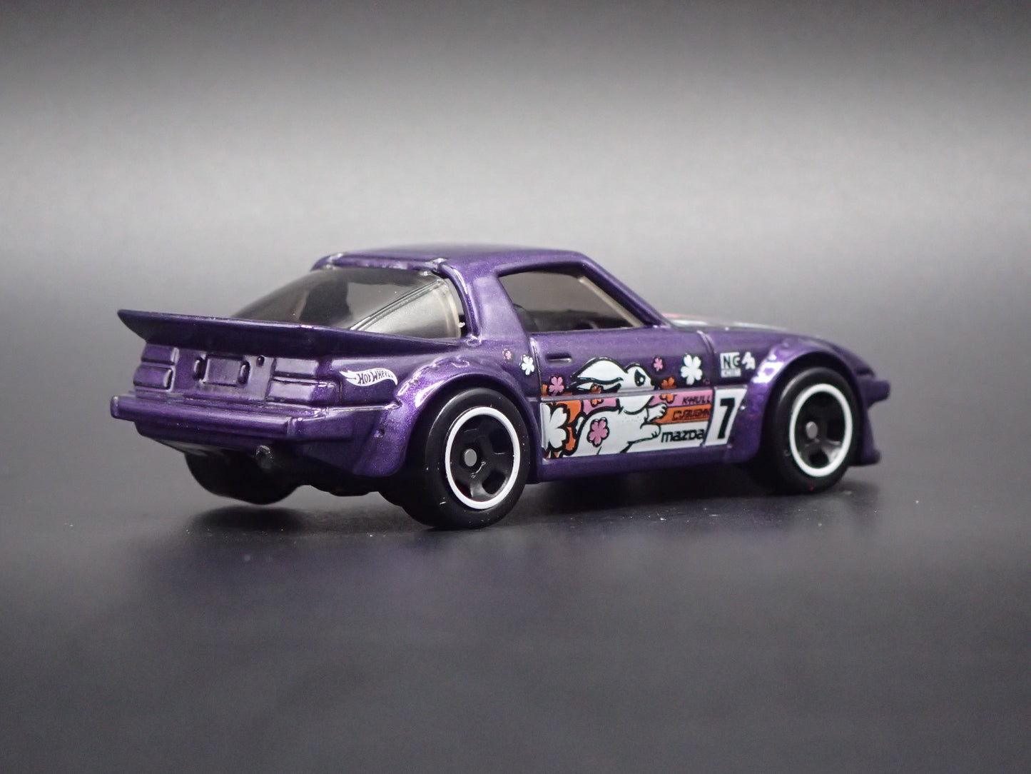 1978-1985 MAZDA RX7 JDM PURPLE 1:64 SCALE COLLECTIBLE DIORAMA DIECAST MODEL CAR