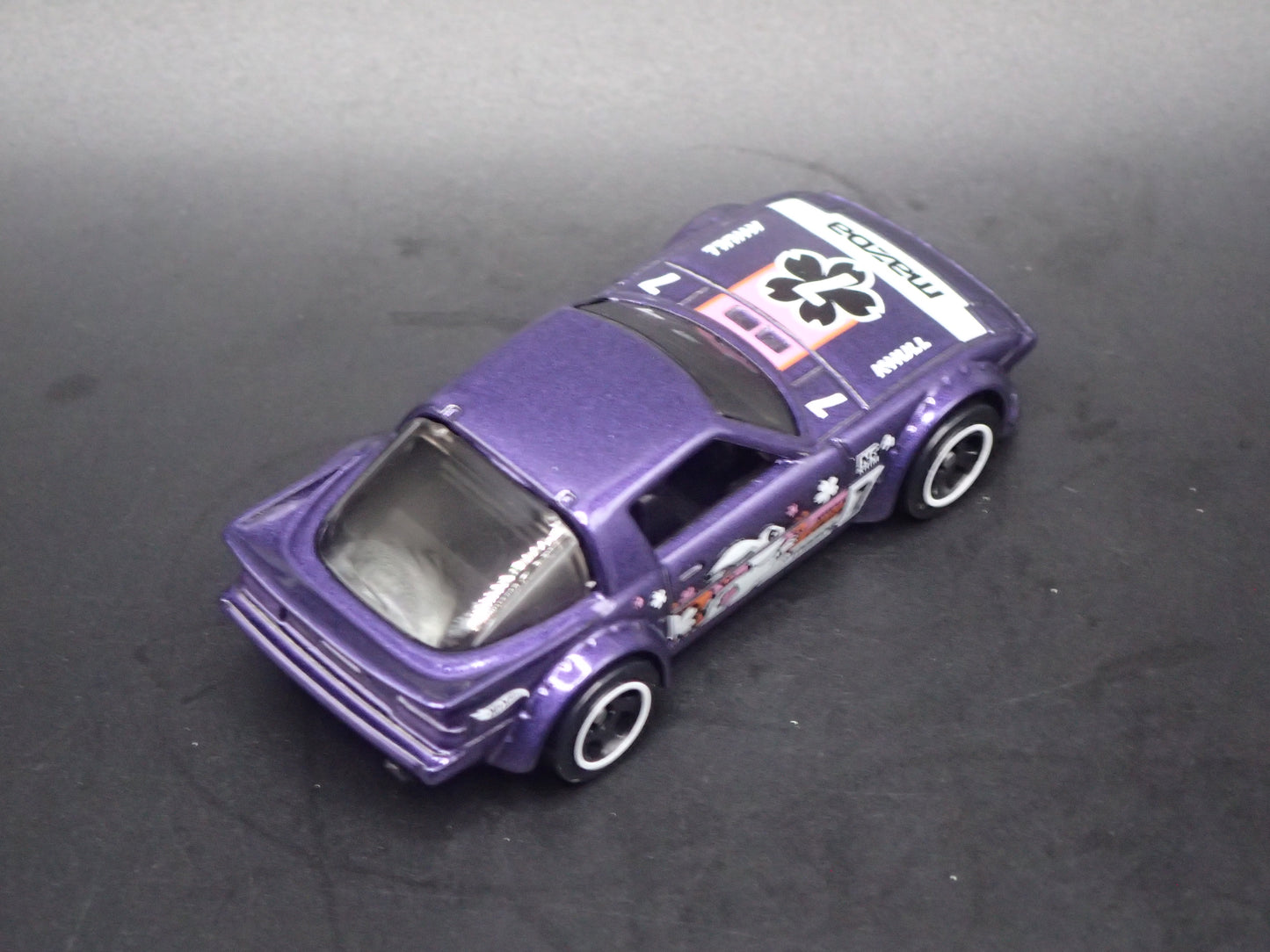 1978-1985 MAZDA RX7 JDM PURPLE 1:64 SCALE COLLECTIBLE DIORAMA DIECAST MODEL CAR