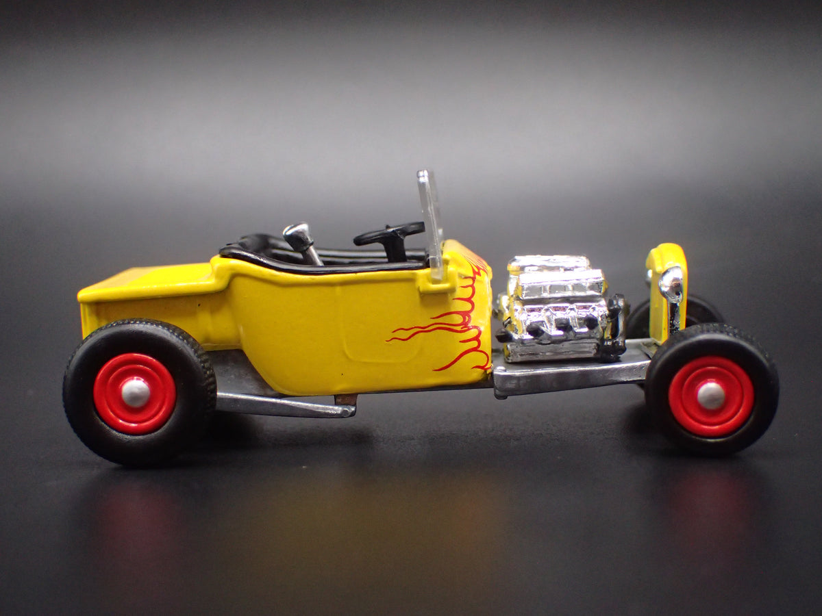 1923 23 FORD T-BUCKET HOT ROD YELLOW 1:64 SCALE COLLECTIBLE DIECAST MODEL CAR