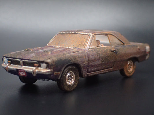 1971 71 DODGE DART SWINGER 340 SPECIAL BARN FIND 1:64 SCALE DIECAST MODEL CAR