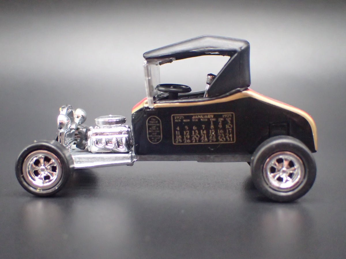 1923 23 FORD T-BUCKET HOT ROD COKE COCA COLA 1:64 SCALE COLLECTIBLE DIECAST MODEL CAR