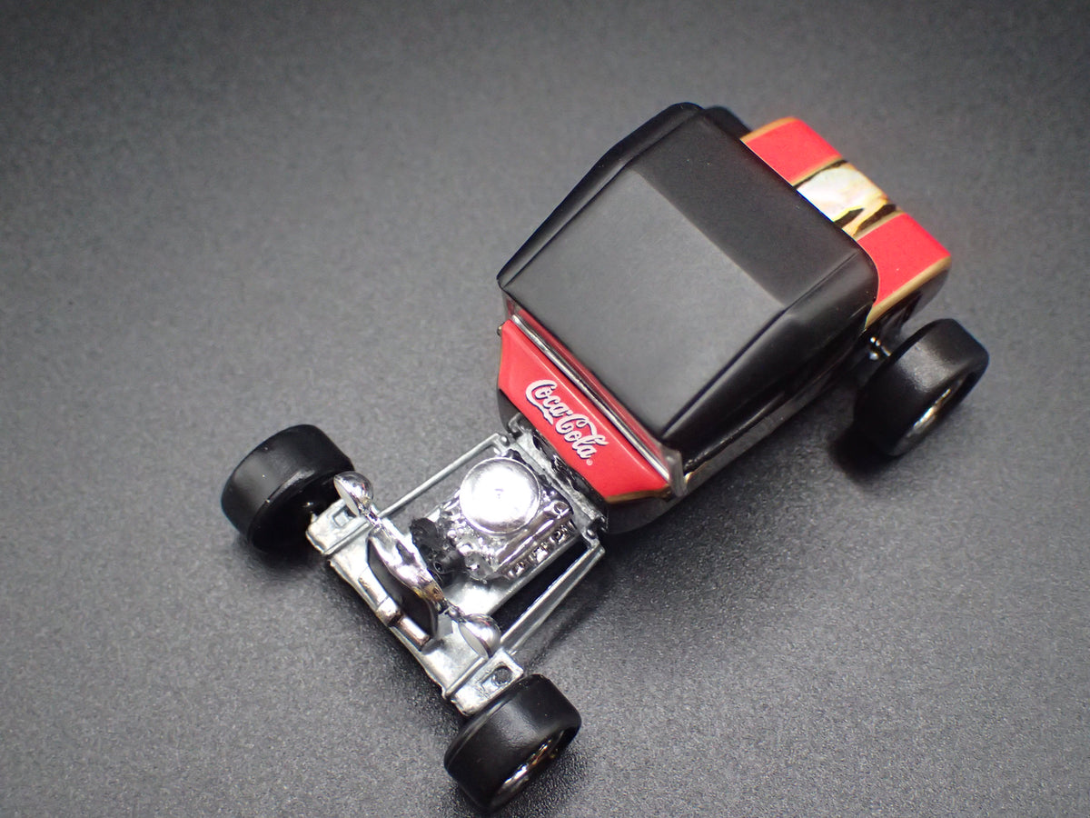 1923 23 FORD T-BUCKET HOT ROD COKE COCA COLA 1:64 SCALE COLLECTIBLE DIECAST MODEL CAR