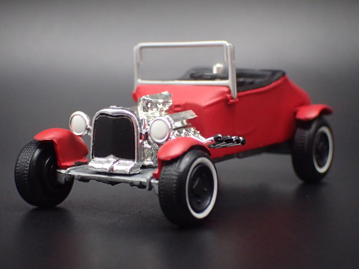 1927 27 FORD MODEL T ROADSTER HOT ROD 1:64 SCALE COLLECTIBLE DIORAMA DIECAST MODEL CAR