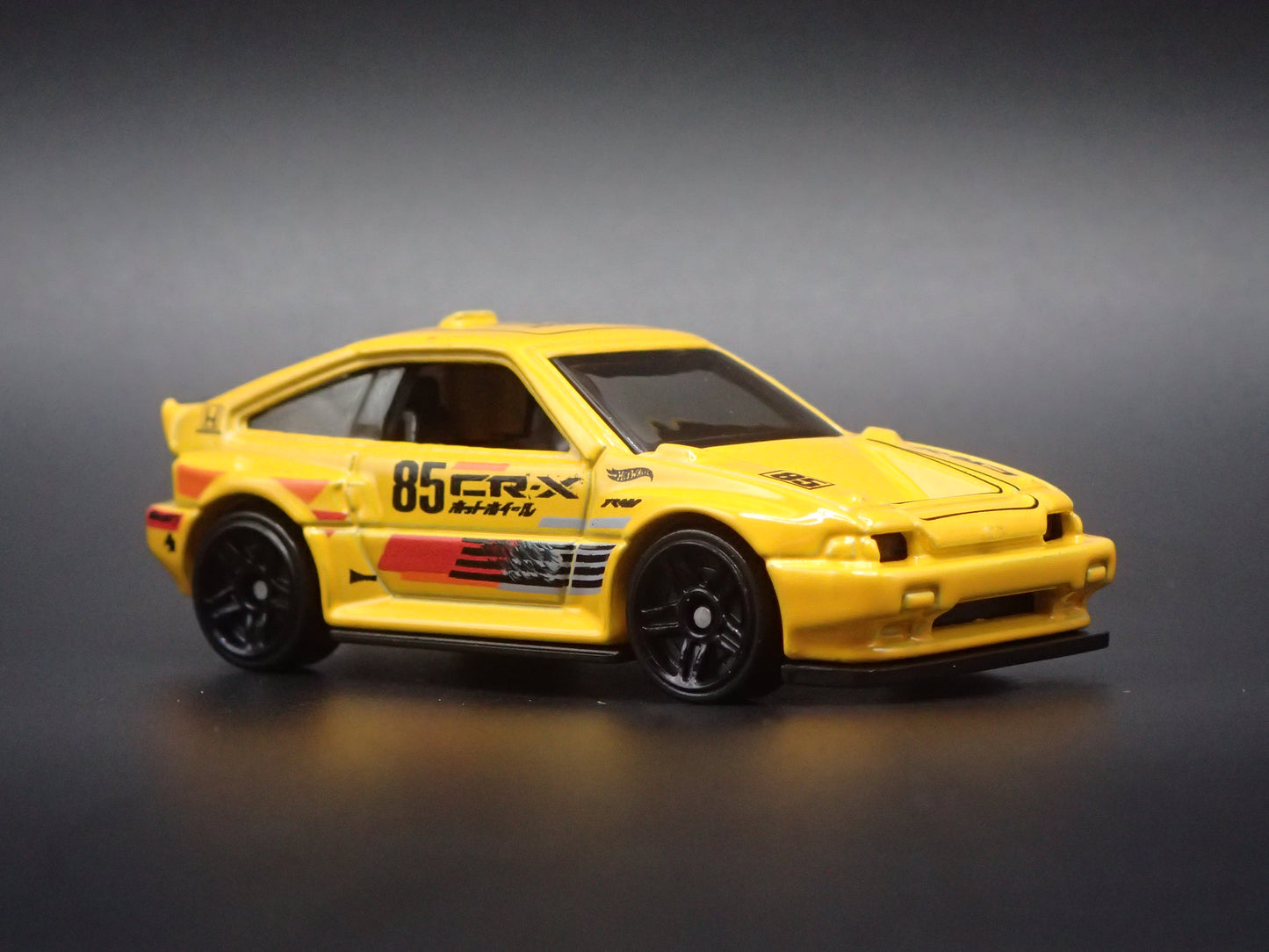 1984-1987 HONDA CRX YELLOW 1:64 SCALE COLLECTIBLE DIORAMA DIECAST MODEL CAR