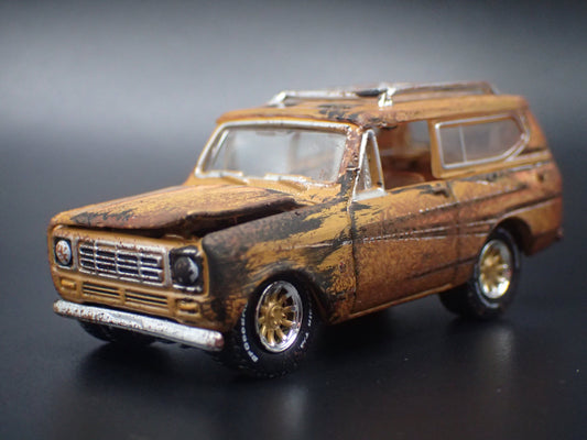 1979 79 INTERNATIONAL SCOUT II CUSTOM BARN FIND 1:64 SCALE DIECAST MODEL CAR