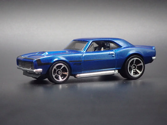 1967 67 CHEVY CHEVROLET CAMARO BLUE 1:64 SCALE COLLECTIBLE DIORAMA DIECAST MODEL CAR