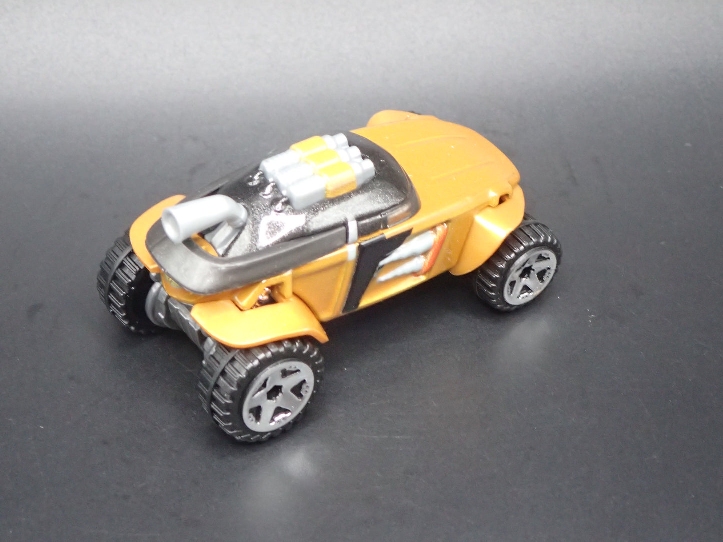 ROSE STAR WARS 1/64 SCALE COLLECTIBLE DIORAMA DIECAST MODEL CAR