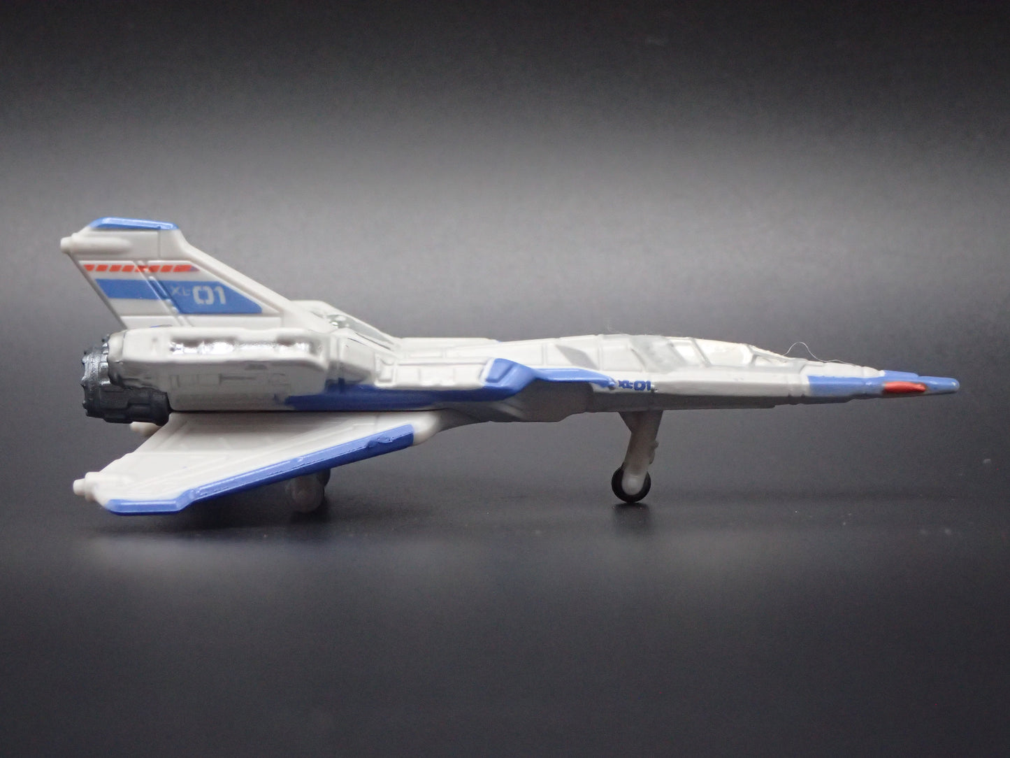 DISNEY PIXAR LIGHTYEAR XL-01 SPACESHIP 1/64 SCALE DIORAMA DIECAST MODEL CAR