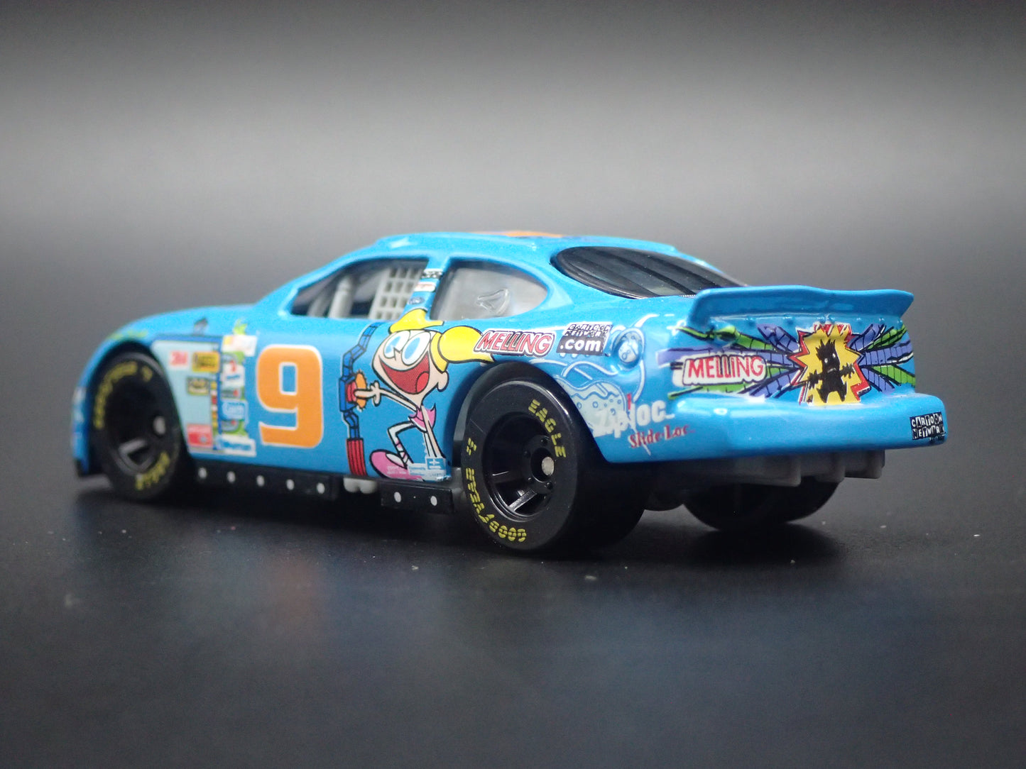 1999 99 FORD TAURUS 9 JERRY NADEAU NASCAR 1/64 SCALE DIECAST MODEL CAR