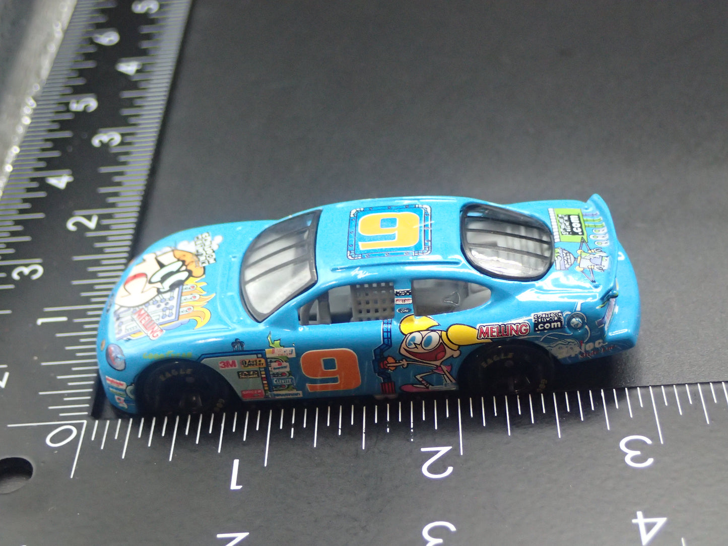 1999 99 FORD TAURUS 9 JERRY NADEAU NASCAR 1/64 SCALE DIECAST MODEL CAR