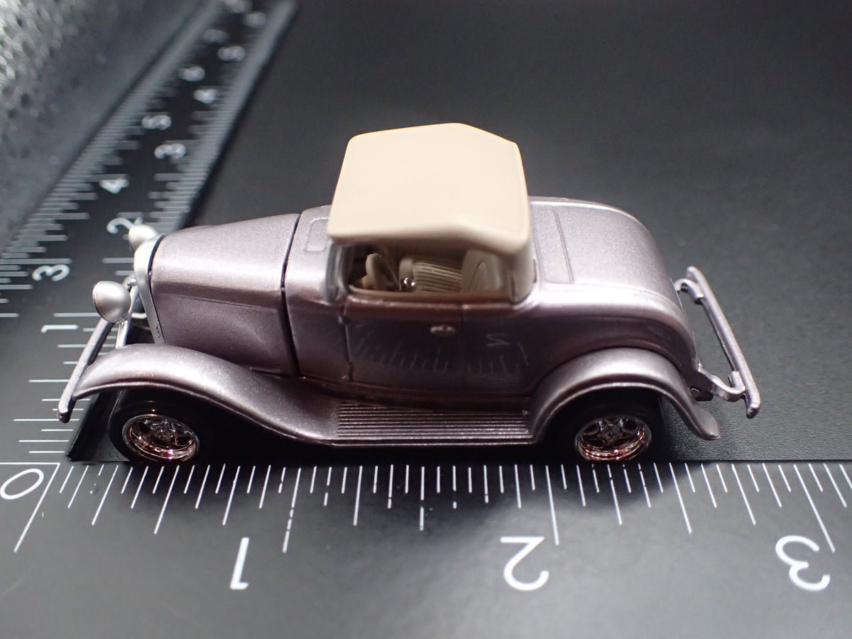 1932 32 FORD HIBOY COUPE HOT ROD RARE 1/64 SCALE COLLECTIBLE DIECAST MODEL CAR