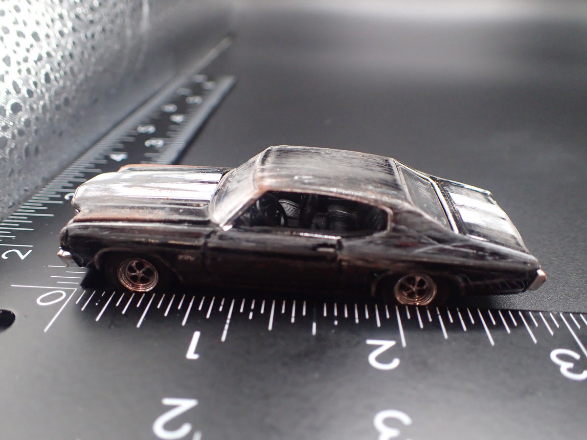 1970 70 CHEVY CHEVROLET CHEVELLE BARN FIND 1:64 SCALE DIORAMA DIECAST MODEL CAR