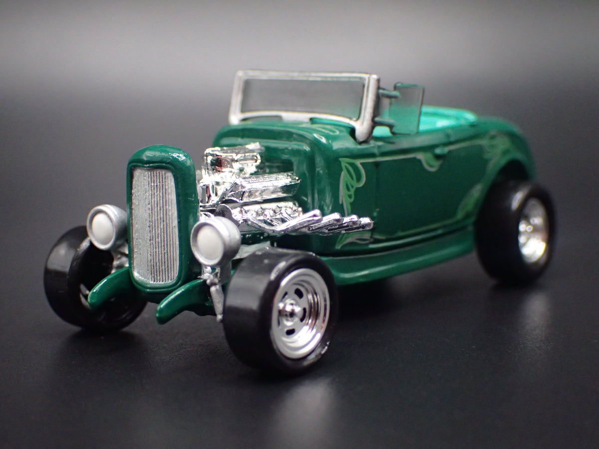 1932 32 FORD HIBOY HOT ROD GREEN 1/64 SCALE COLLECTIBLE DIECAST MODEL CAR