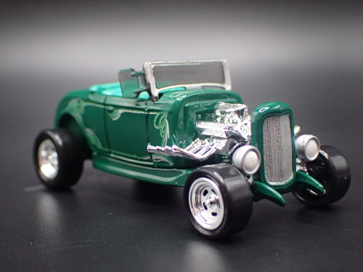 1932 32 FORD HIBOY HOT ROD GREEN 1/64 SCALE COLLECTIBLE DIECAST MODEL CAR