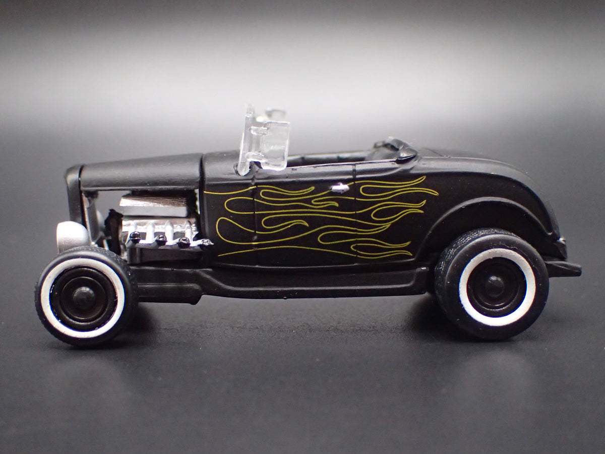 1932 32 FORD HIBOY HOT ROD BLACK 1/64 SCALE COLLECTIBLE DIECAST MODEL CAR