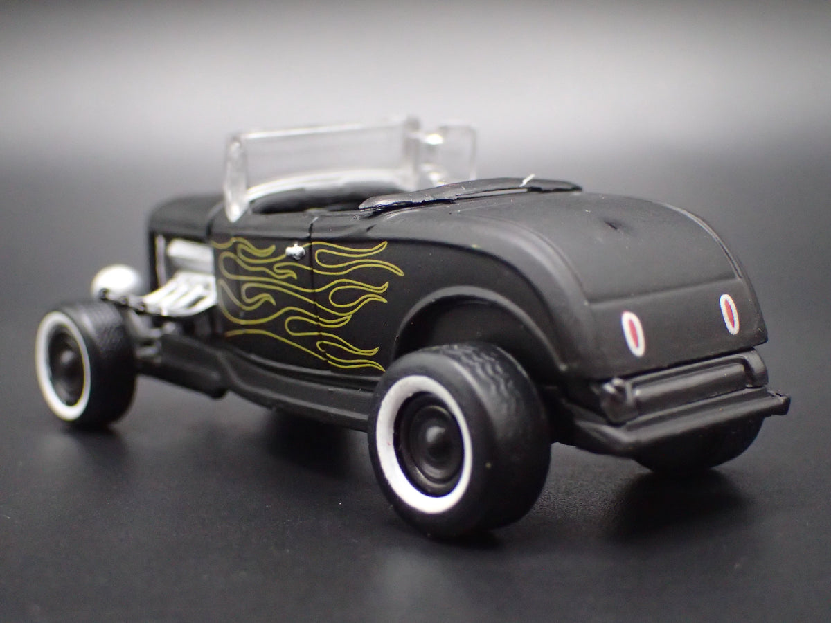 1932 32 FORD HIBOY HOT ROD BLACK 1/64 SCALE COLLECTIBLE DIECAST MODEL CAR