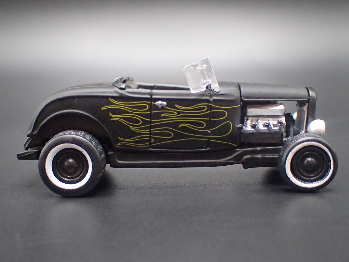 1932 32 FORD HIBOY HOT ROD BLACK 1/64 SCALE COLLECTIBLE DIECAST MODEL CAR
