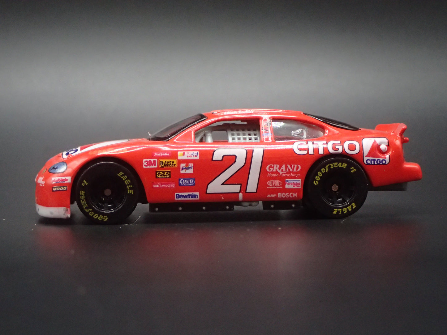 1999 99 FORD TAURUS 21 ELLIOT SADLER NASCAR 1/64 SCALE DIECAST MODEL CAR