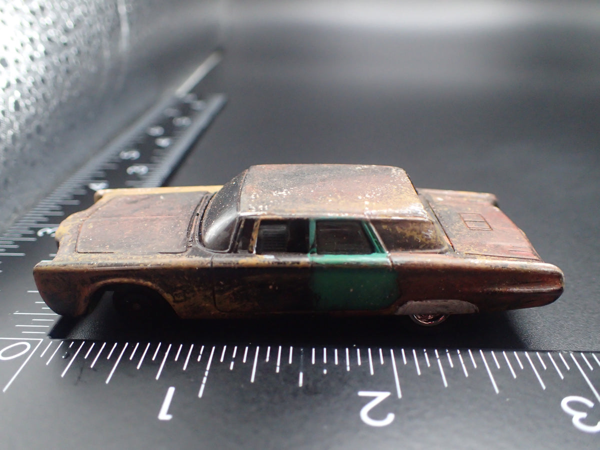 1966 66 CHRSYLER IMPERIAL GREEN HORNET BLACK BEAUTY BARN FIND 1/64 DIECAST CAR