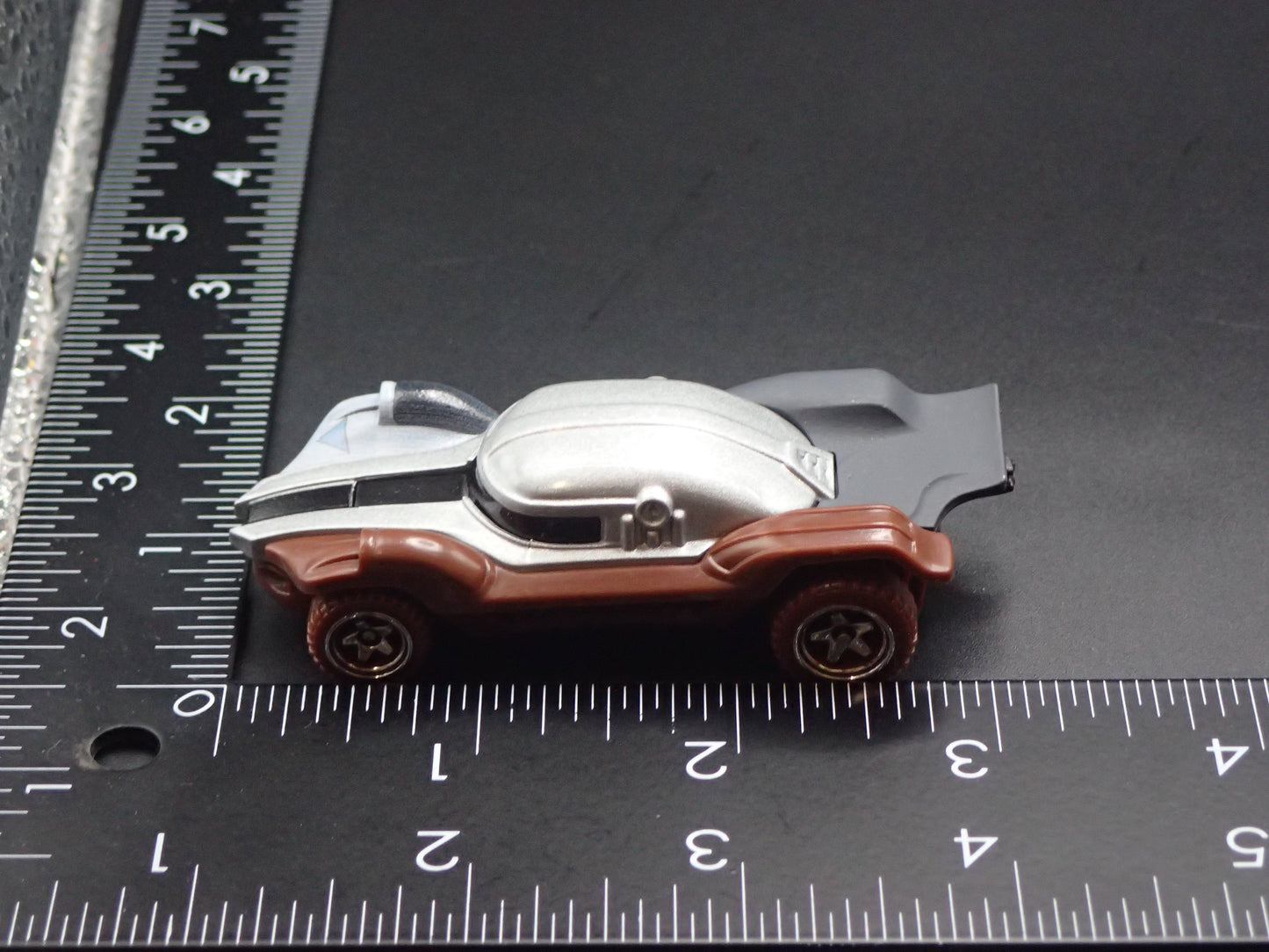 MANDALORIAN STAR WARS 1/64 SCALE COLLECTIBLE DIORAMA DIECAST MODEL CAR