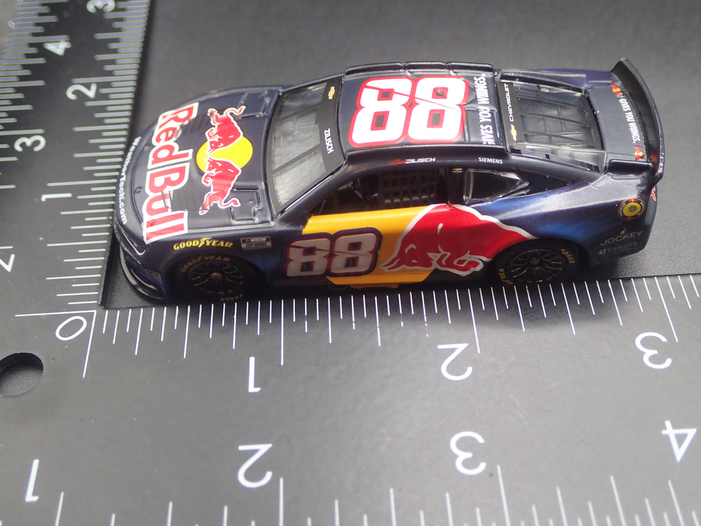 2026 26 CHEVROLET 88 CONNOR ZILISCH RED BULL NASCAR 1:64 SCALE DIECAST MODEL CAR