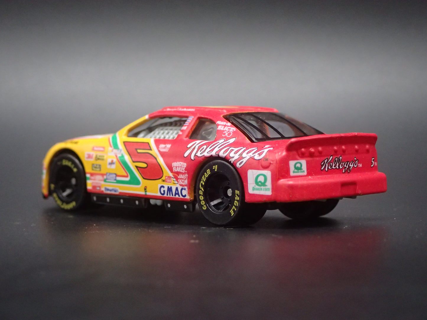 1999 CHEVY CHEVROLET MONTE CARLO 5 TERRY LABONTE NASCAR 1:64 SCALE DIECAST CAR