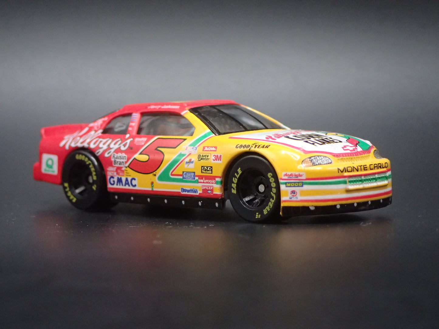 1999 CHEVY CHEVROLET MONTE CARLO 5 TERRY LABONTE NASCAR 1:64 SCALE DIECAST CAR