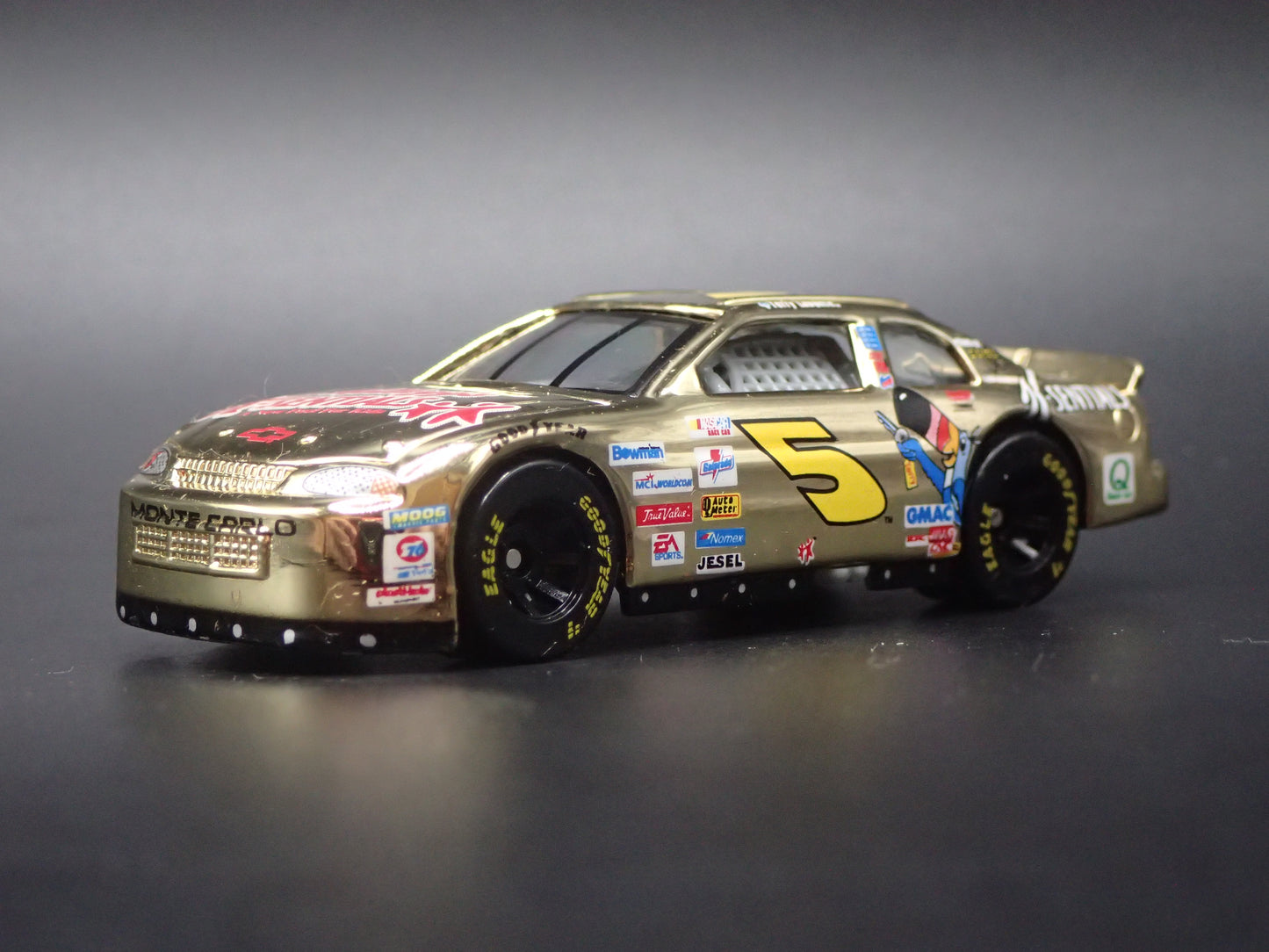 1999 CHEVY CHEVROLET MONTE CARLO 5 TERRY LABONTE NASCAR 1:64 SCALE DIECAST CAR