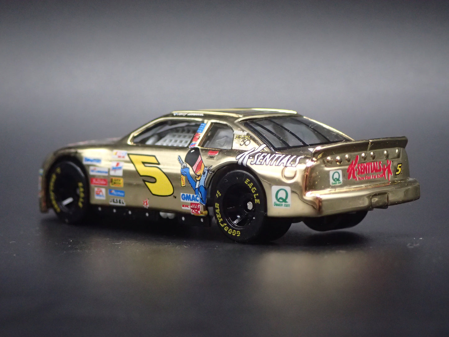 1999 CHEVY CHEVROLET MONTE CARLO 5 TERRY LABONTE NASCAR 1:64 SCALE DIECAST CAR
