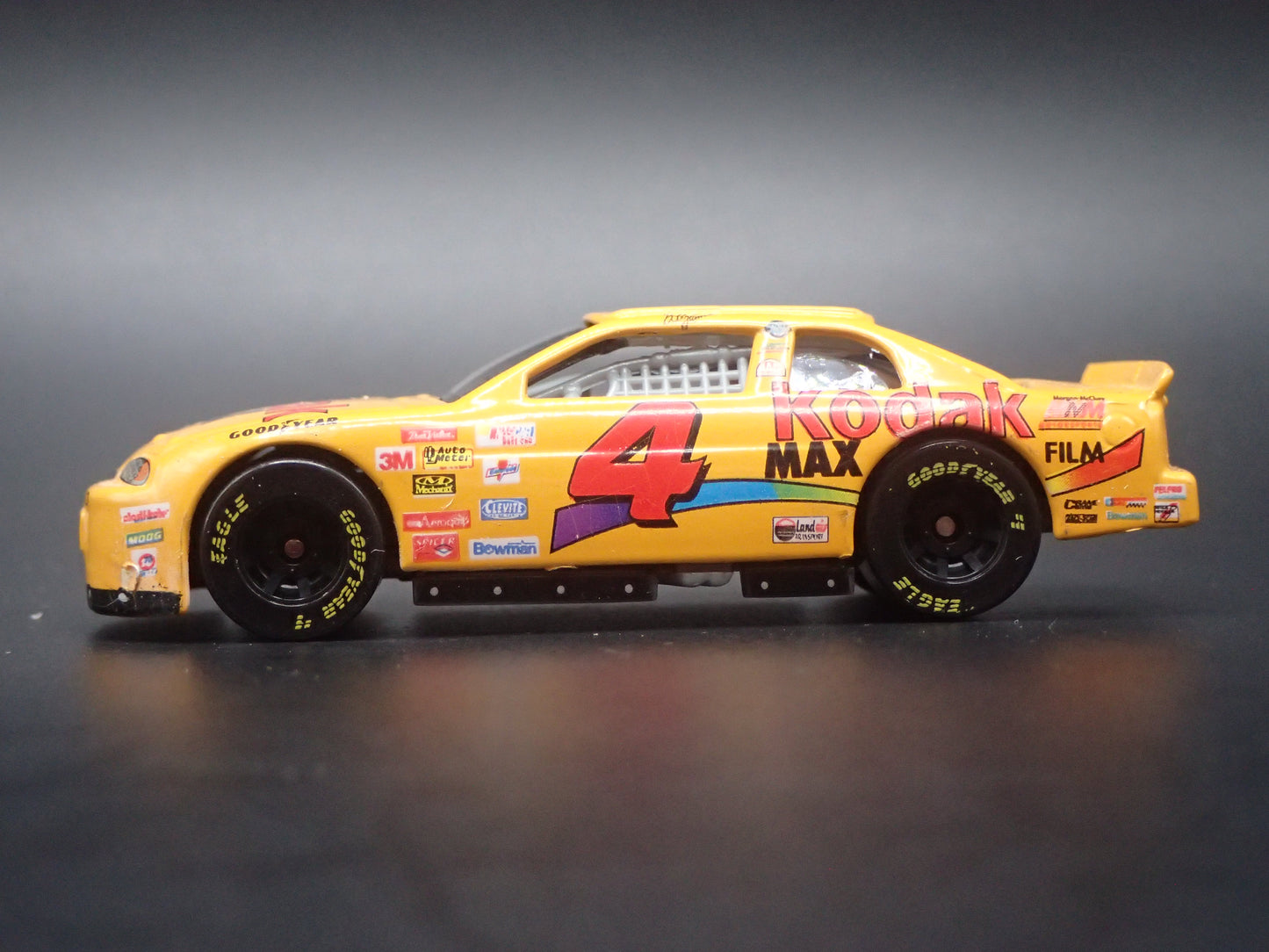 1999 CHEVY CHEVROLET MONTE CARLO 4 BOBBY HAMILTON NASCAR 1:64 SCALE DIECAST CAR