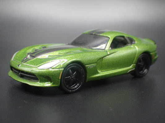 2013- 2017 DODGE VIPER GTC GREEN 1/64 SCALE COLLECTIBLE DIECAST MODEL CAR