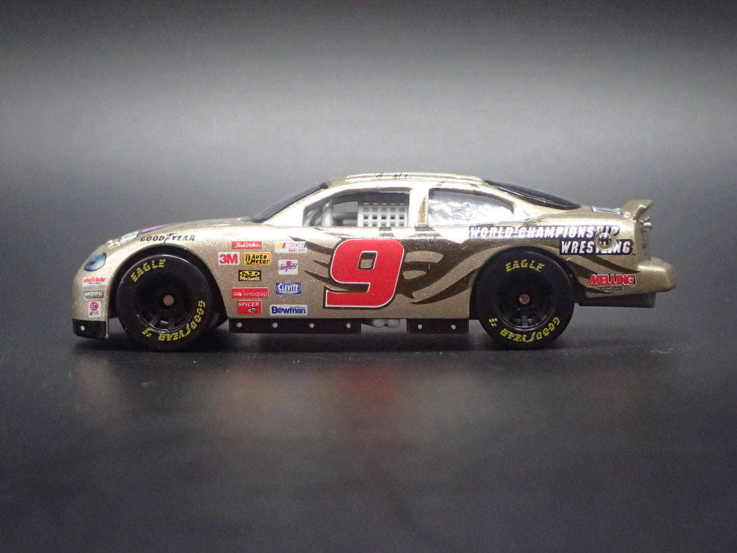 1999 99 FORD TAURUS 9 JERRY NADEAU NASCAR 1/64 SCALE DIECAST MODEL CAR