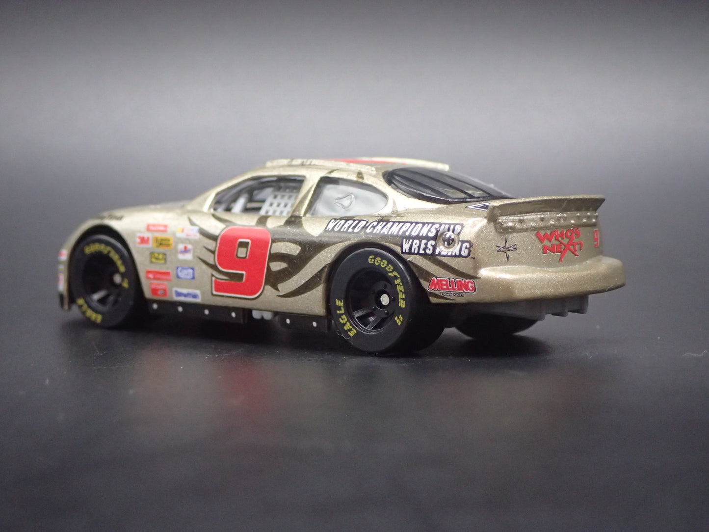 1999 99 FORD TAURUS 9 JERRY NADEAU NASCAR 1/64 SCALE DIECAST MODEL CAR