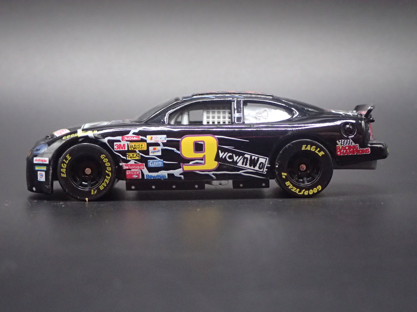 1999 99 FORD TAURUS 9 JERRY NADEAU NASCAR 1/64 SCALE DIECAST MODEL CAR