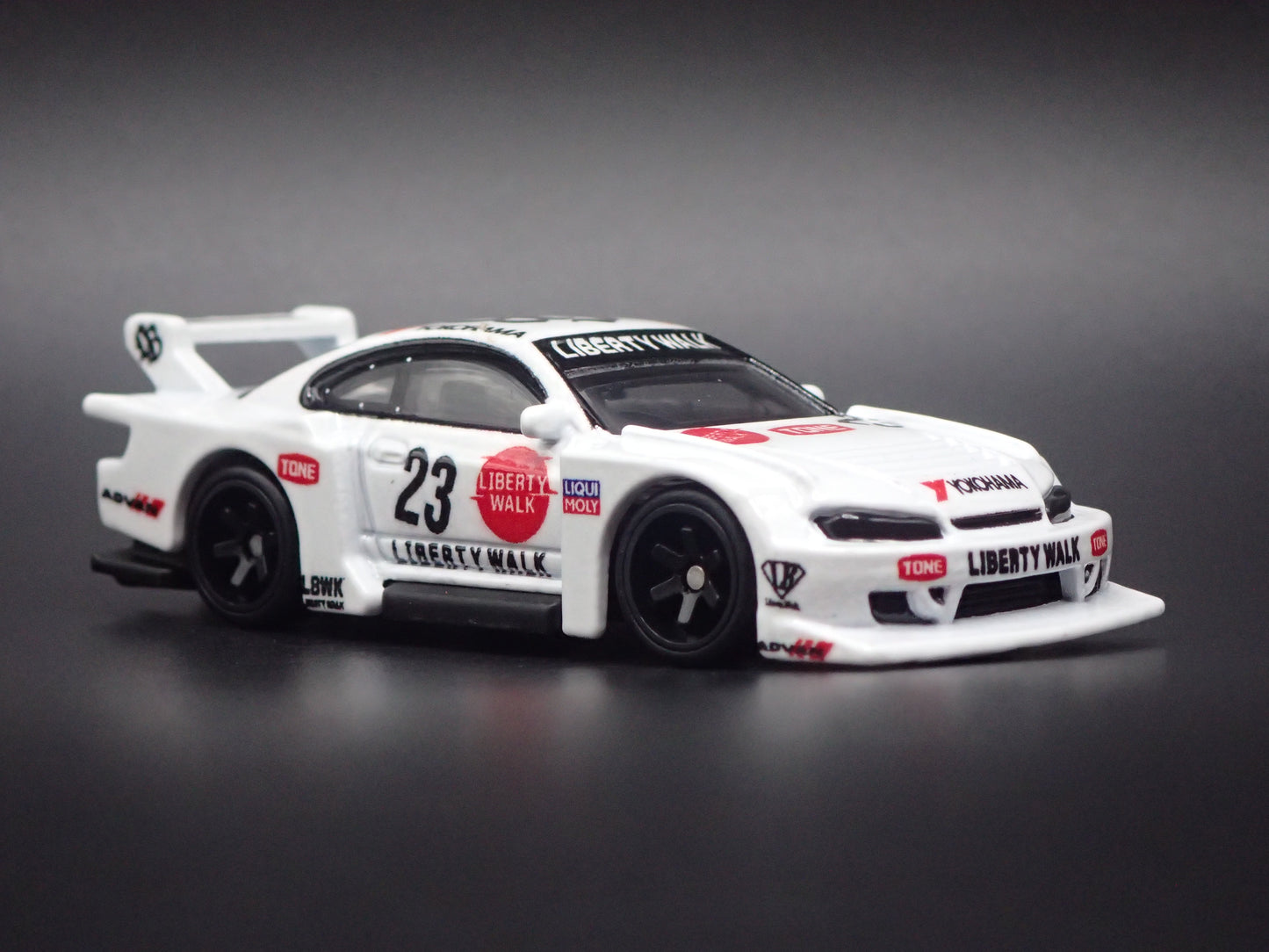 1999-2002 NISSAN SILVIA LB SILHOUTTE S15 1:64 SCALE DIORAMA DIECAST MODEL CAR