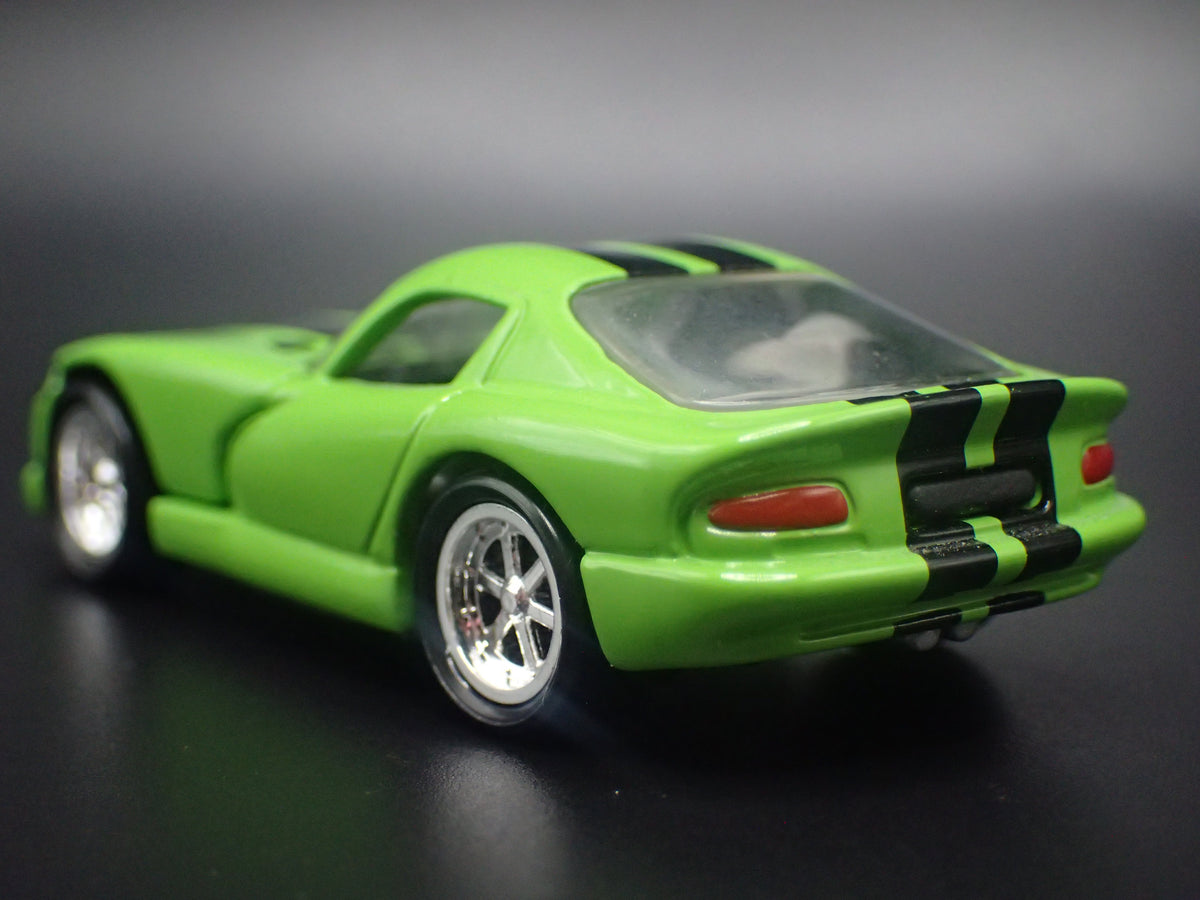 1996-2002 DODGE VIPER GTS GREEN 1:64 SCALE COLLECTIBLE DIECAST MODEL CAR