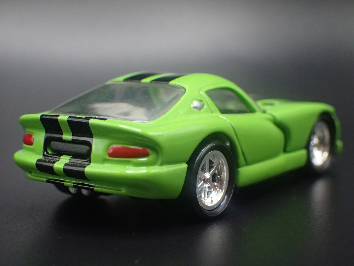 1996-2002 DODGE VIPER GTS GREEN 1:64 SCALE COLLECTIBLE DIECAST MODEL CAR