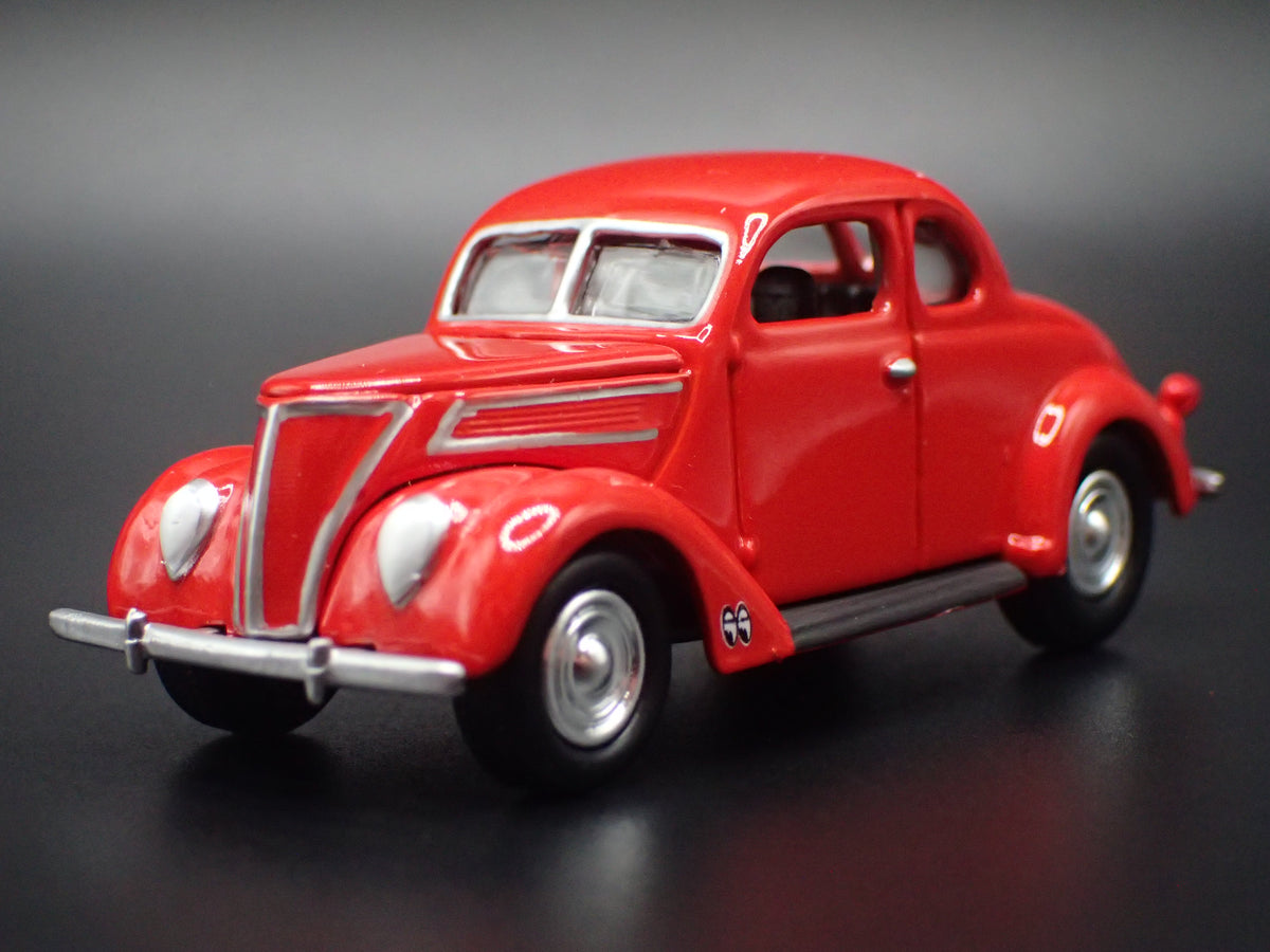 1937 37 FORD COUPE RED 1:64 SCALE LIMITED COLLECTIBLE DIORAMA DIECAST MODEL CAR