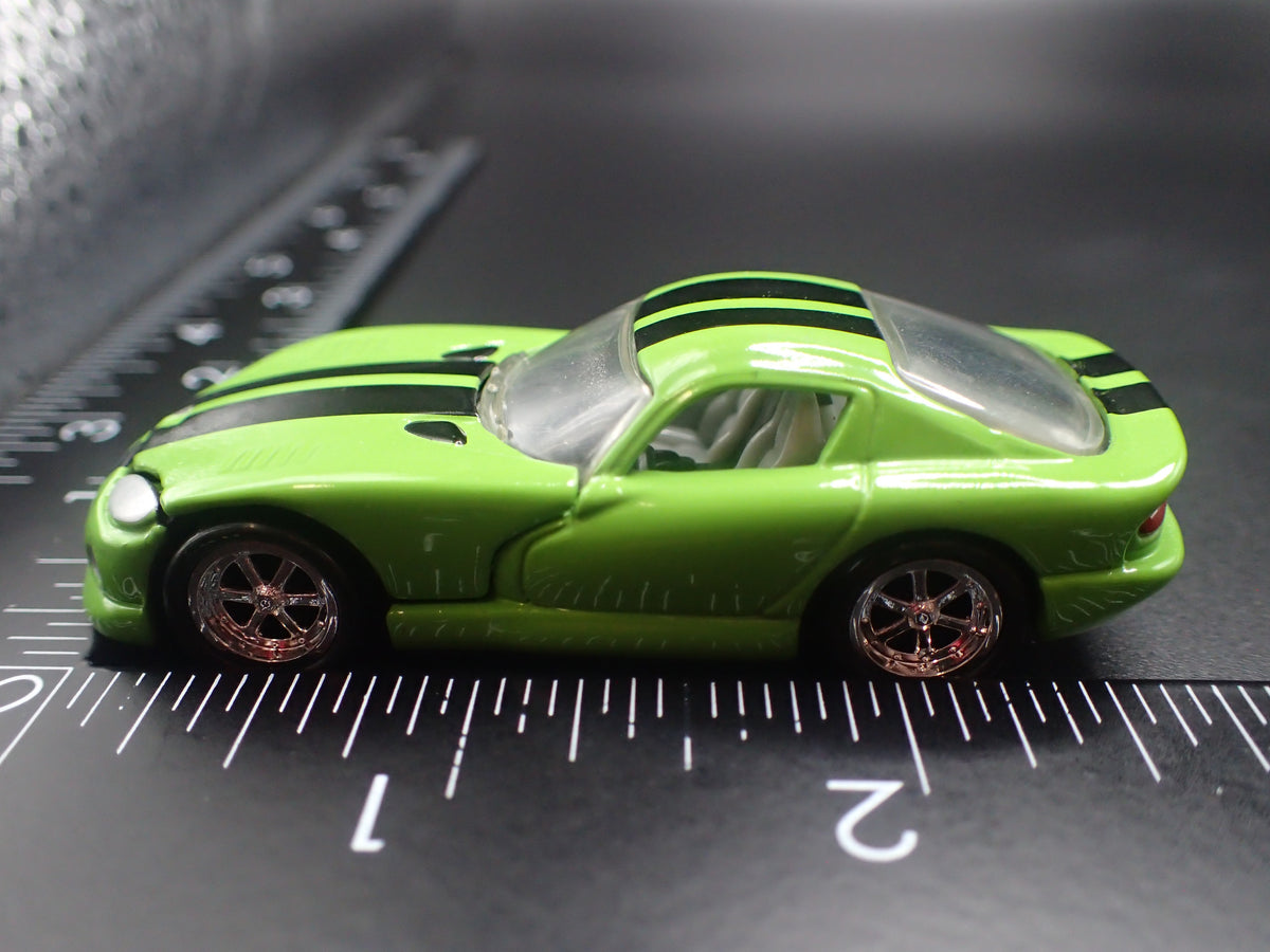 1996-2002 DODGE VIPER GTS GREEN 1:64 SCALE COLLECTIBLE DIECAST MODEL CAR