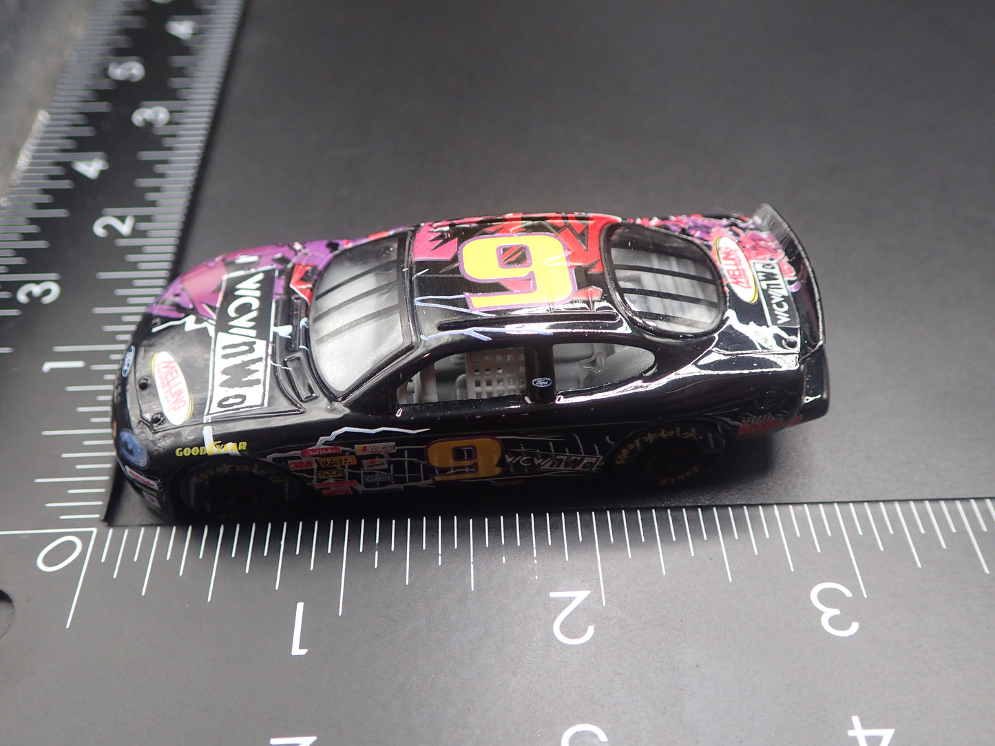 1999 99 FORD TAURUS 9 JERRY NADEAU NASCAR 1/64 SCALE DIECAST MODEL CAR