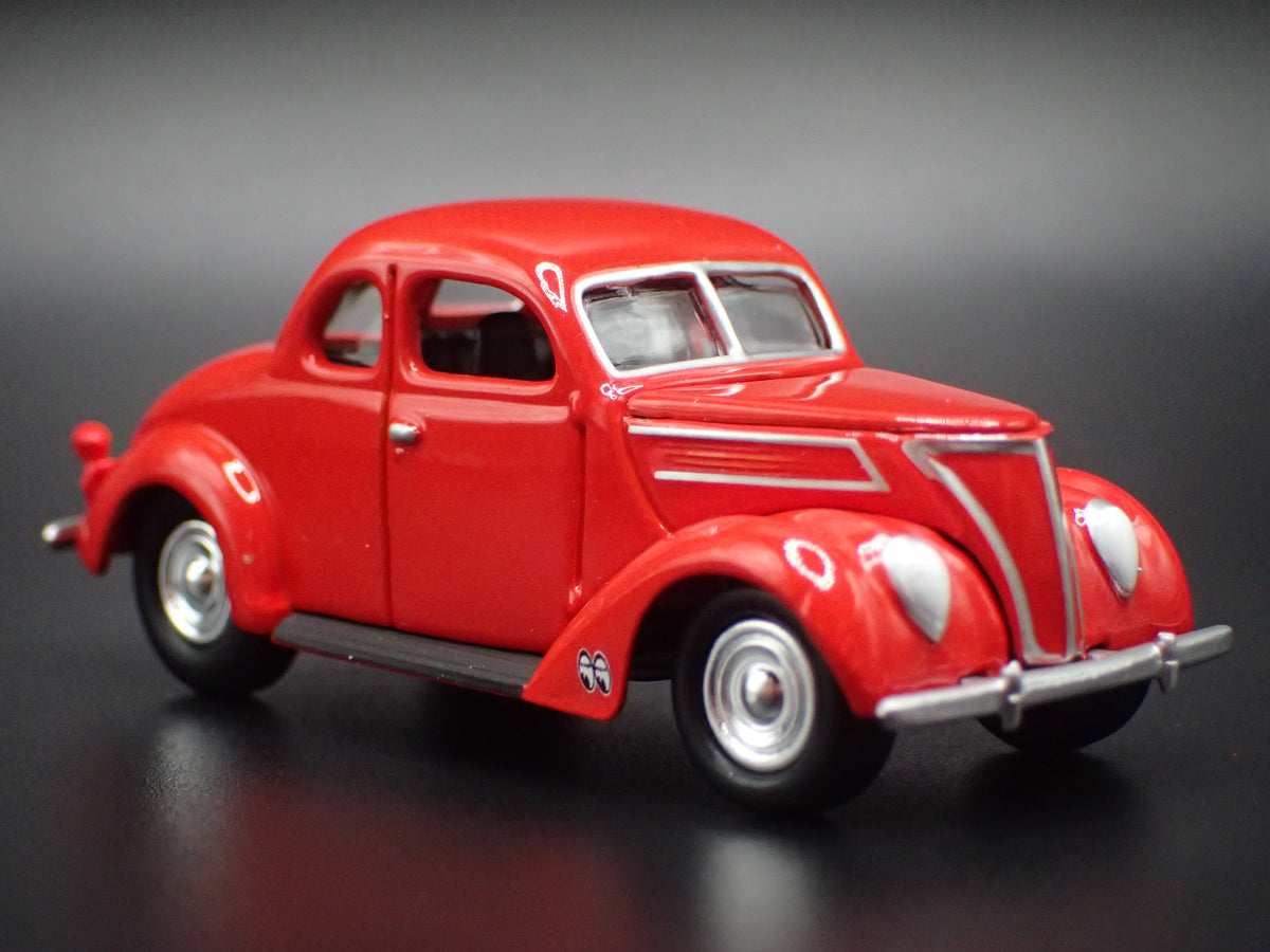 1937 37 FORD COUPE RED 1:64 SCALE LIMITED COLLECTIBLE DIORAMA DIECAST MODEL CAR