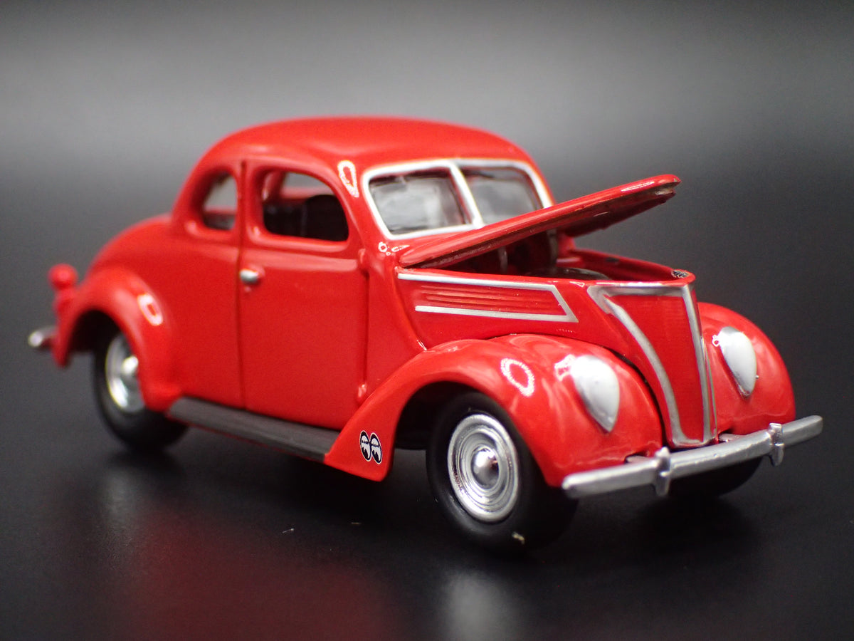 1937 37 FORD COUPE RED 1:64 SCALE LIMITED COLLECTIBLE DIORAMA DIECAST MODEL CAR