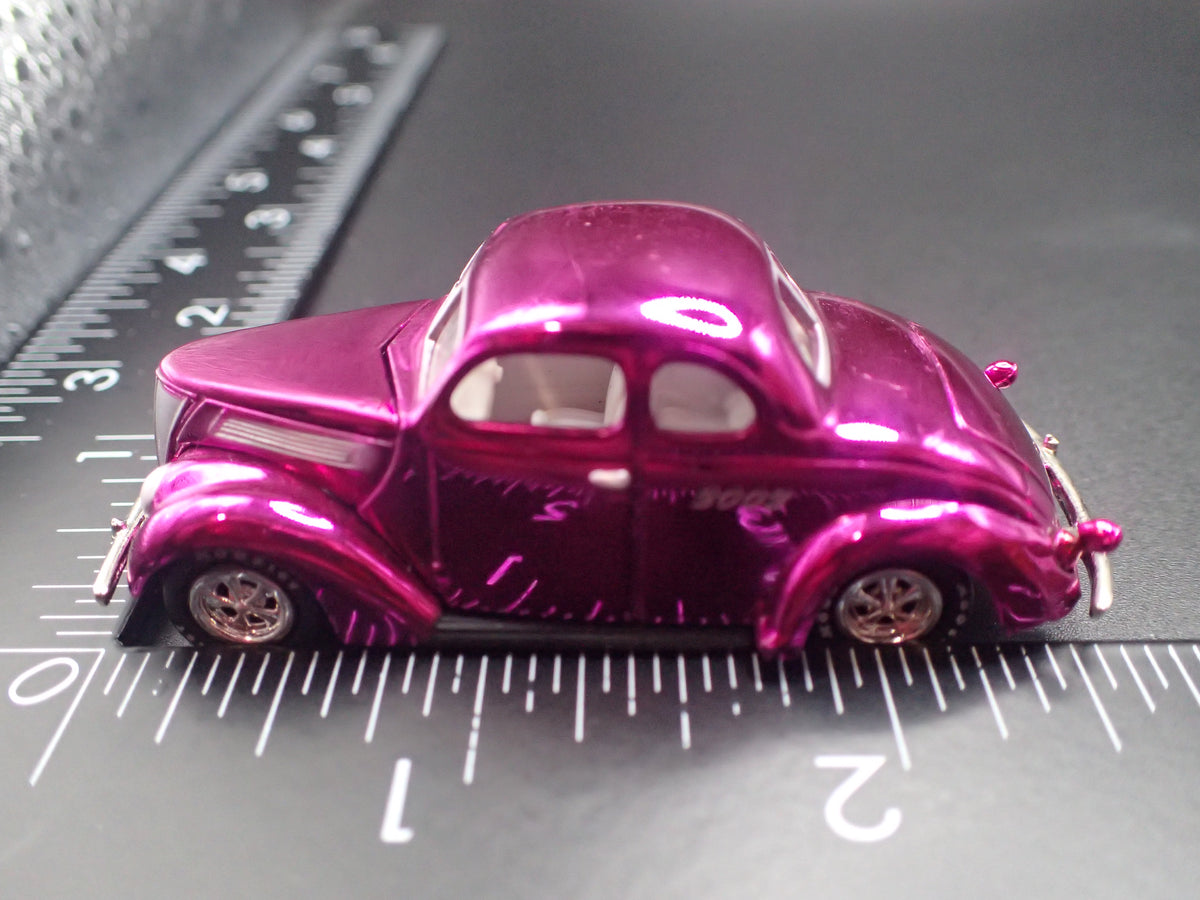 1937 37 FORD COUPE PURPLE 1:64 SCALE COLLECTIBLE DIORAMA DIECAST MODEL CAR