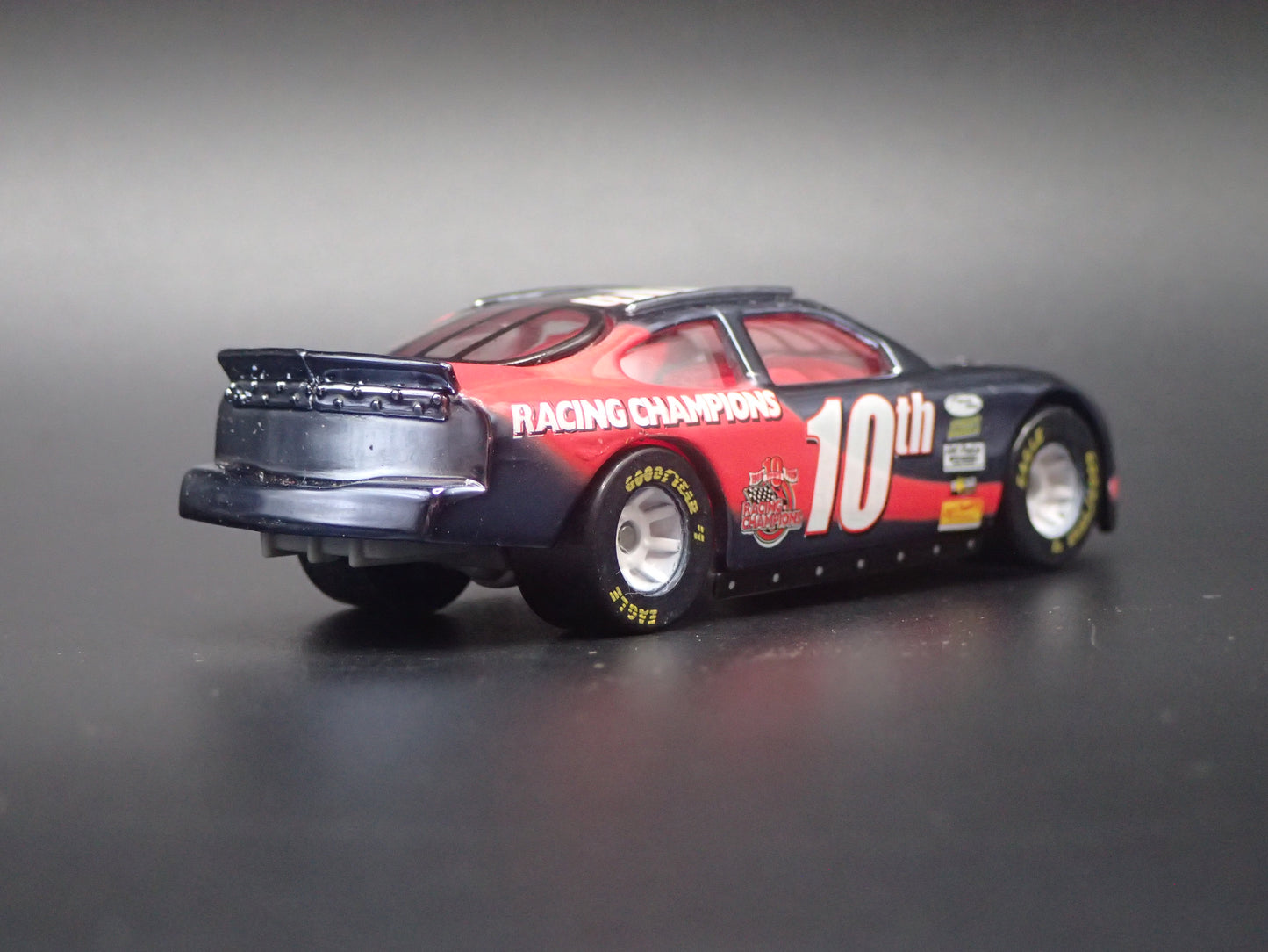 1999 99 FORD TAURUS 10TH ANV CHROME NASCAR 1/64 SCALE DIECAST MODEL CAR