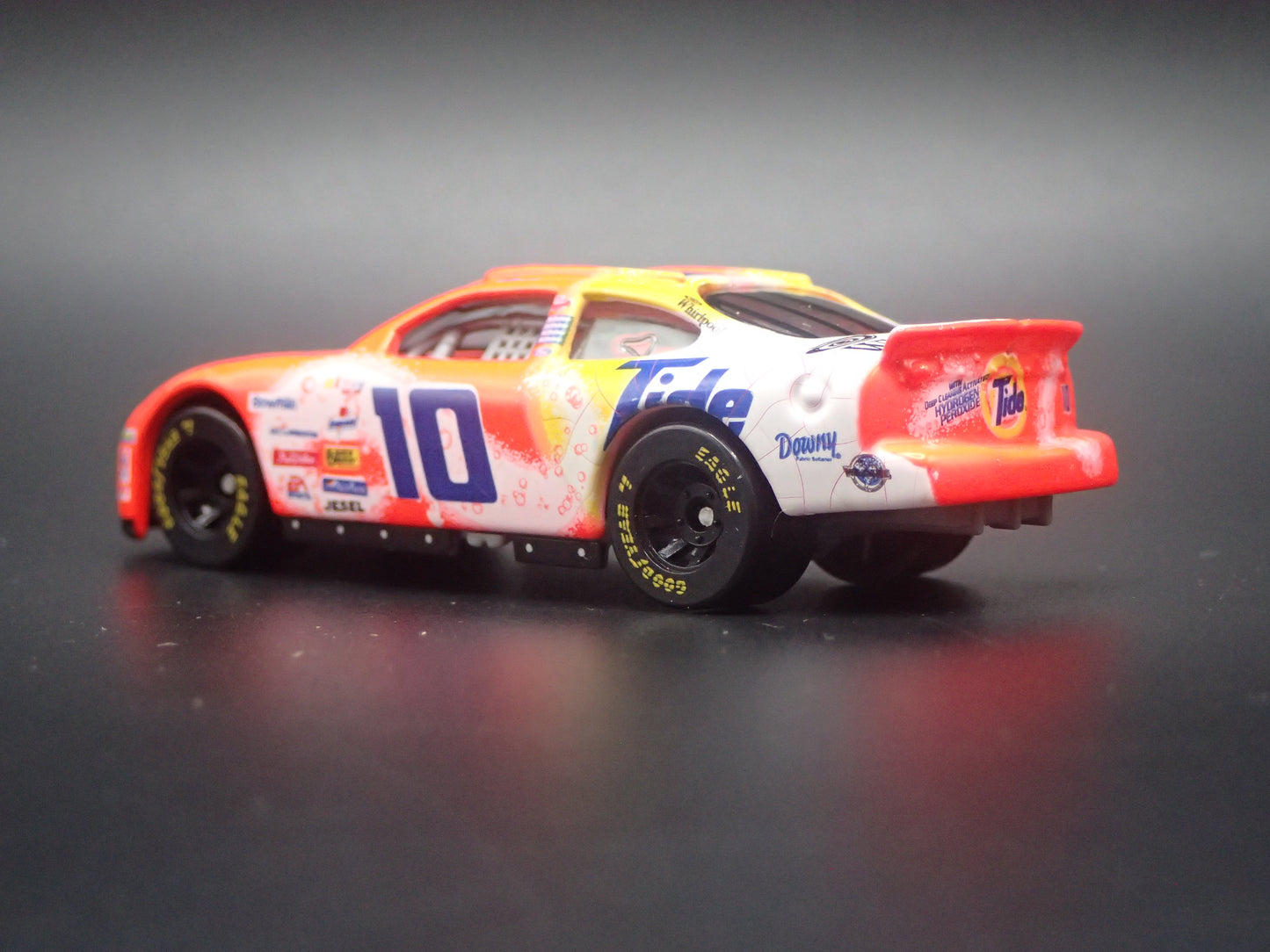 1999 99 FORD TAURUS 10 RICKY RUDD WEATHERED PAINT NASCAR 1/64 SCALE DIECAST MODEL CAR