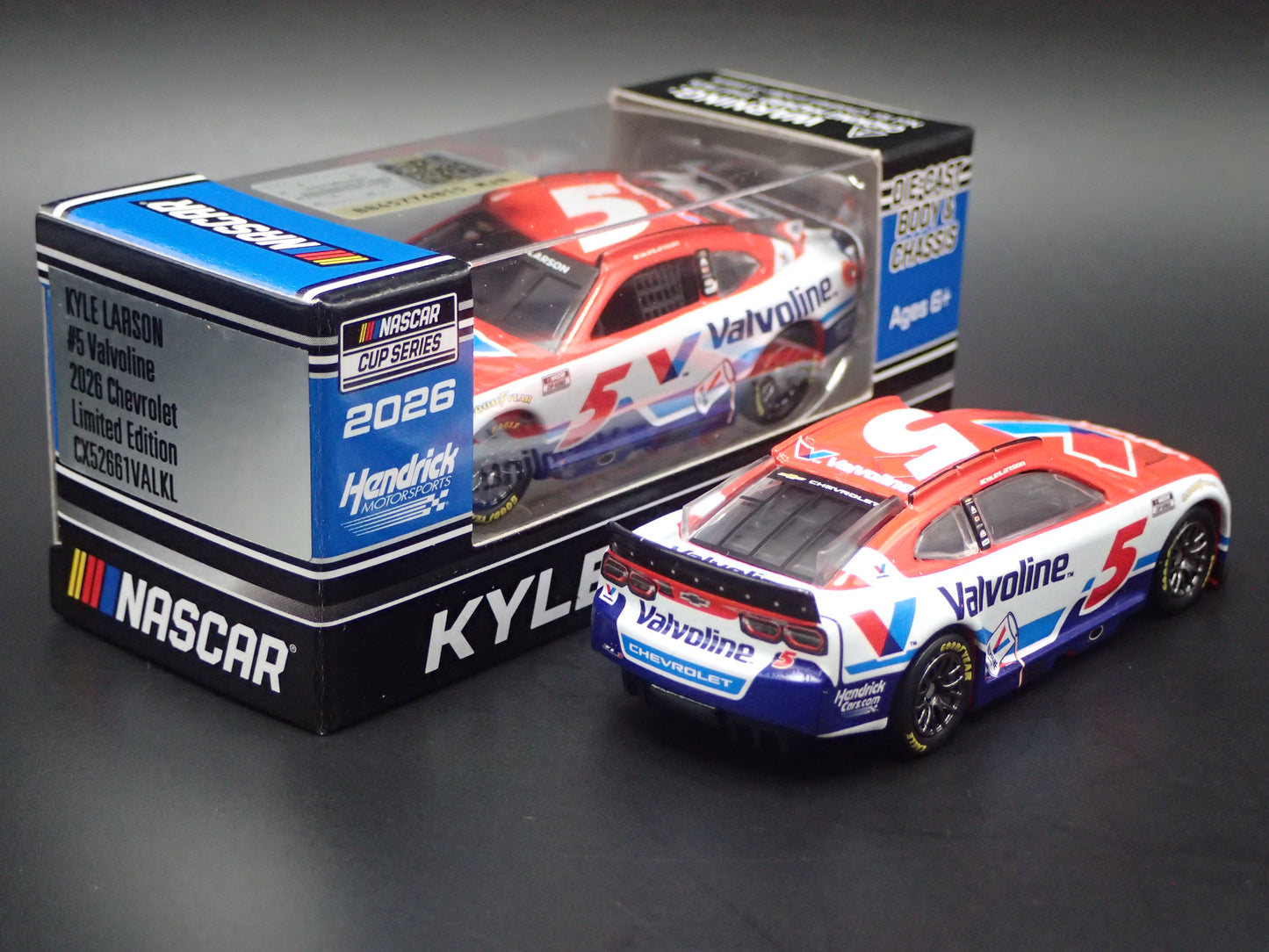 2026 26 CHEVROLET 5 KYLE LARSON VALVOLINE NASCAR 1:64 SCALE DIECAST MODEL CAR